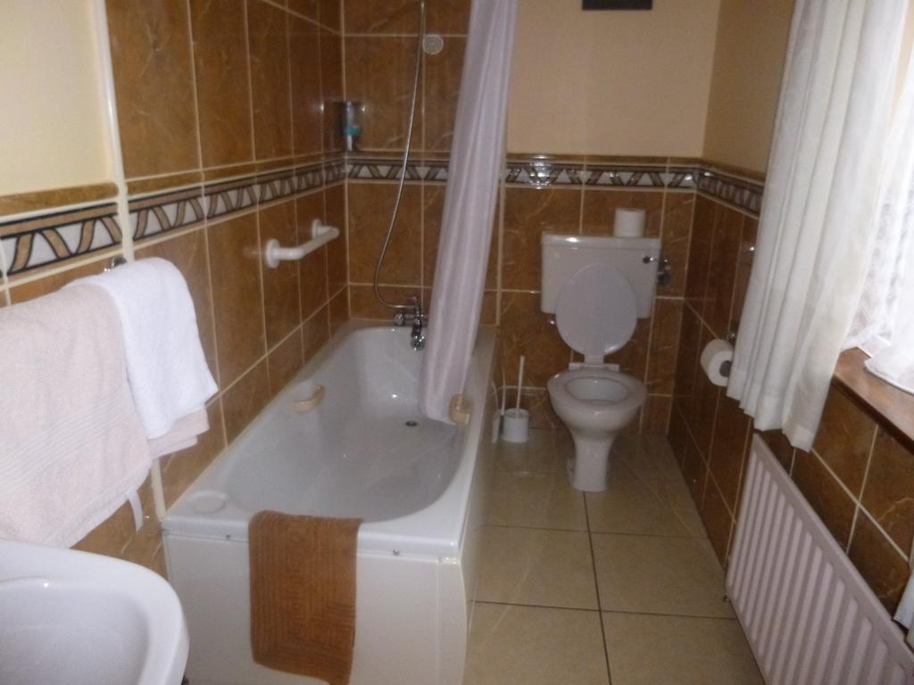 Clifford'S Ocean View B&B ウォータービル 部屋 写真