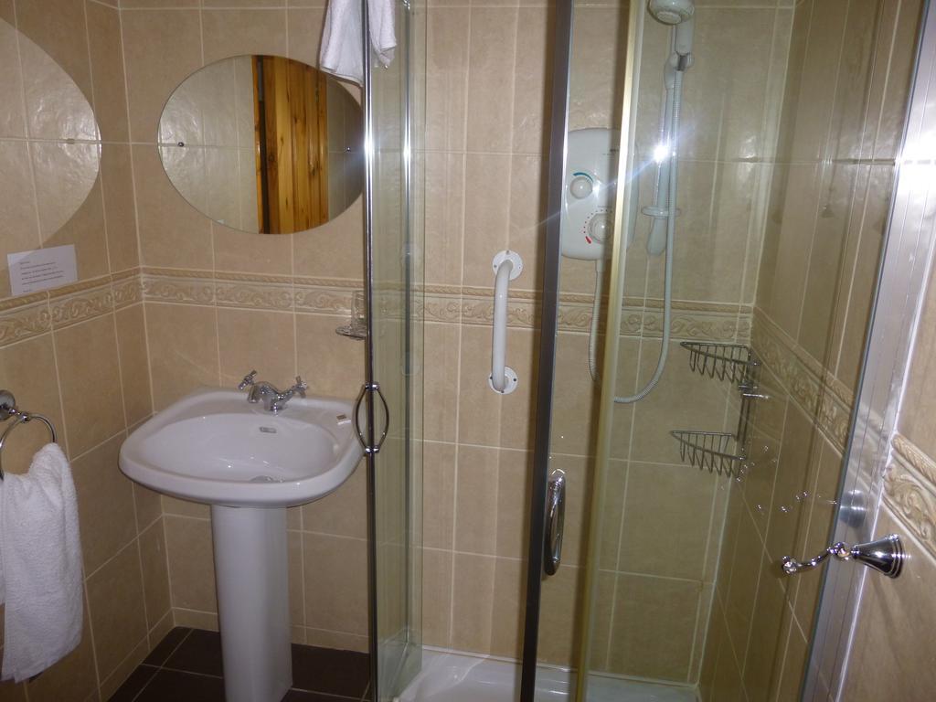 Clifford'S Ocean View B&B ウォータービル 部屋 写真